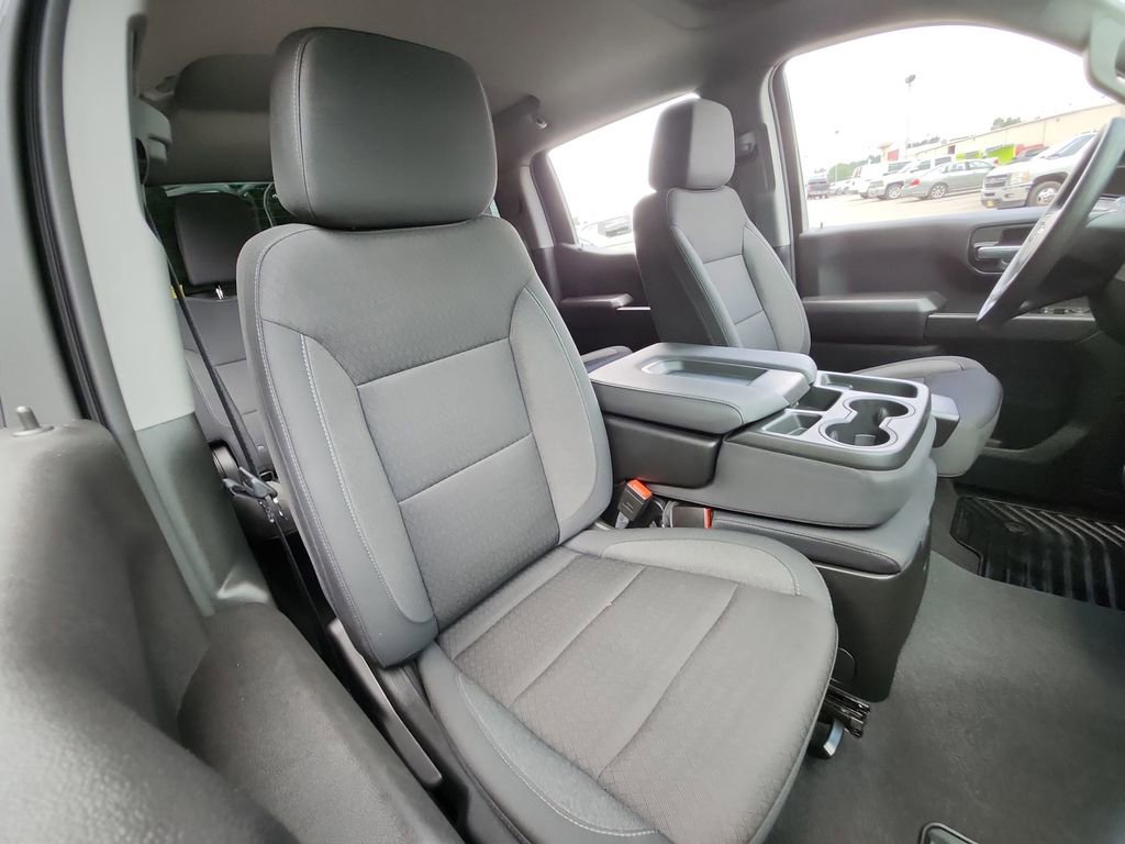 Certified 2025 Chevrolet Silverado 1500 Custom w/ Turbomax Blackout Package image 31