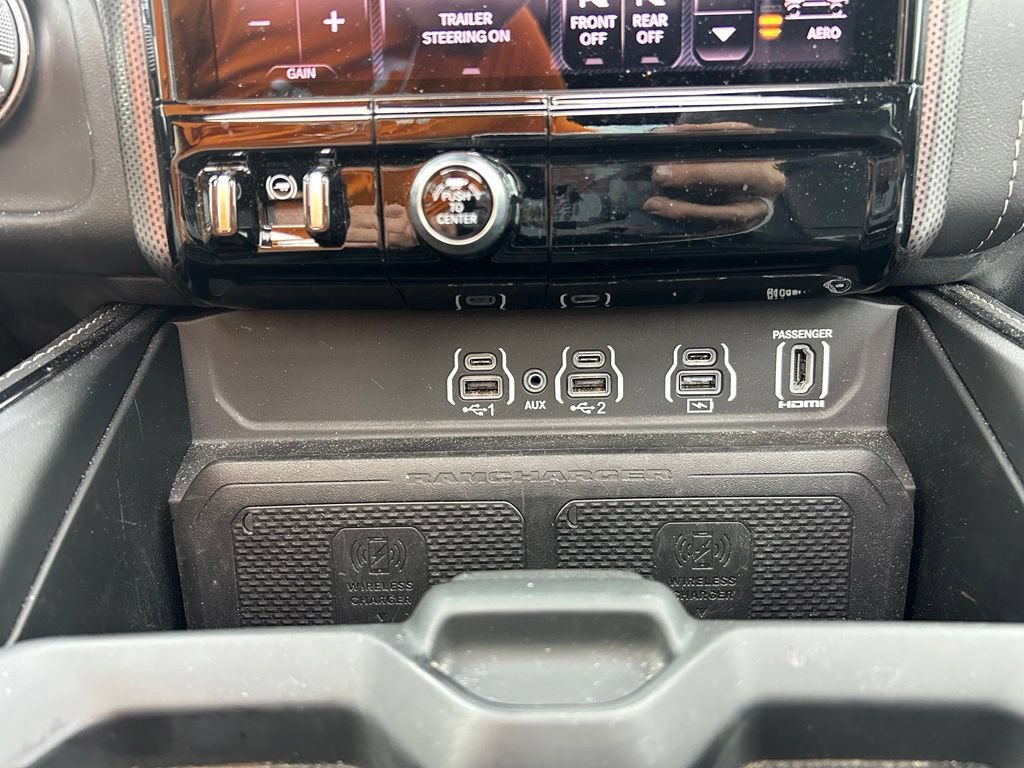 Used 2025 RAM 1500 Limited AWD/4WD image 23