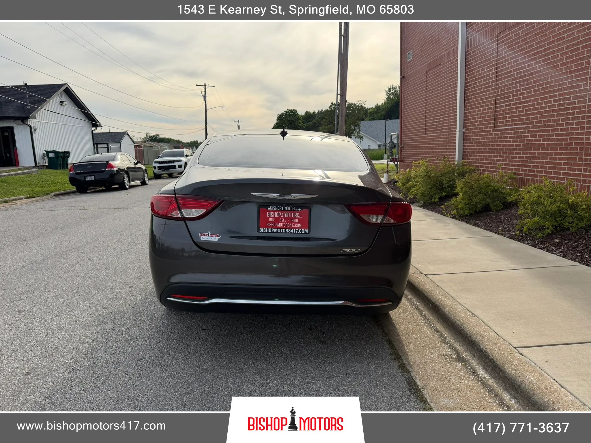 Used 2015 Chrysler 200 Limited w/ Convenience Group FWD image 5