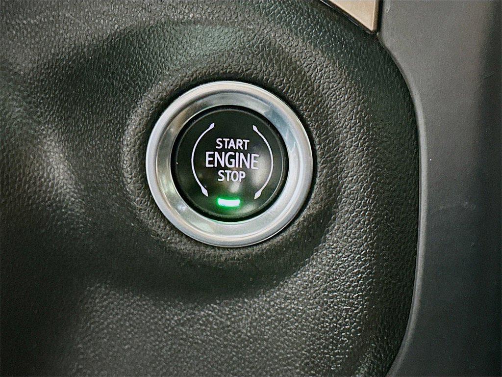 Used 2021 Chevrolet Silverado 2500 High Country image 28