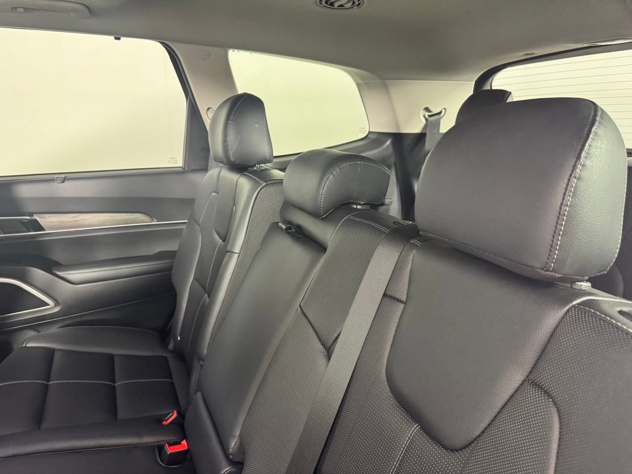 Used 2022 Kia Telluride EX w/ Towing Package FWD image 29
