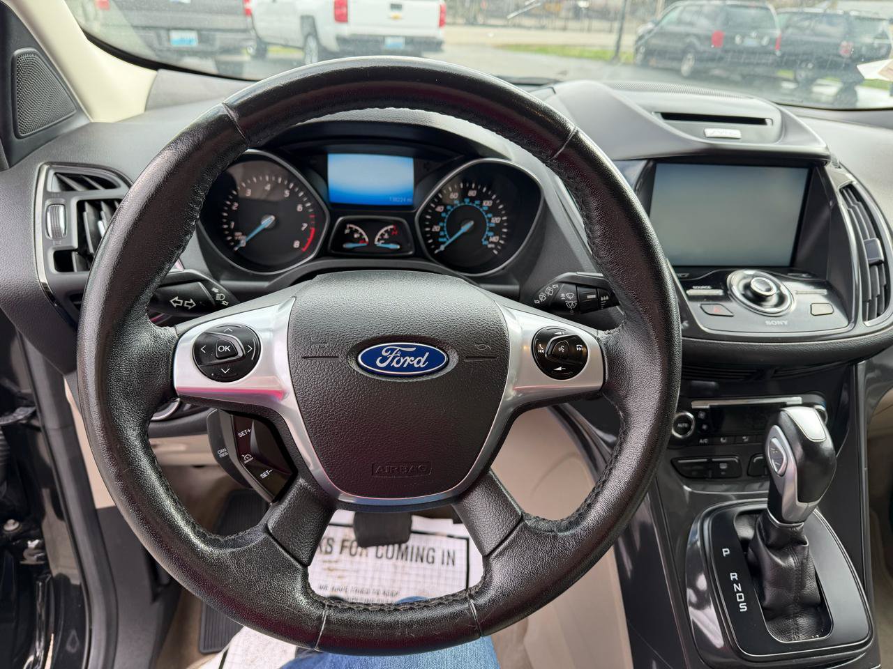 Used 2015 Ford Escape Titanium w/ Equipment Group 301A AWD/4WD image 8