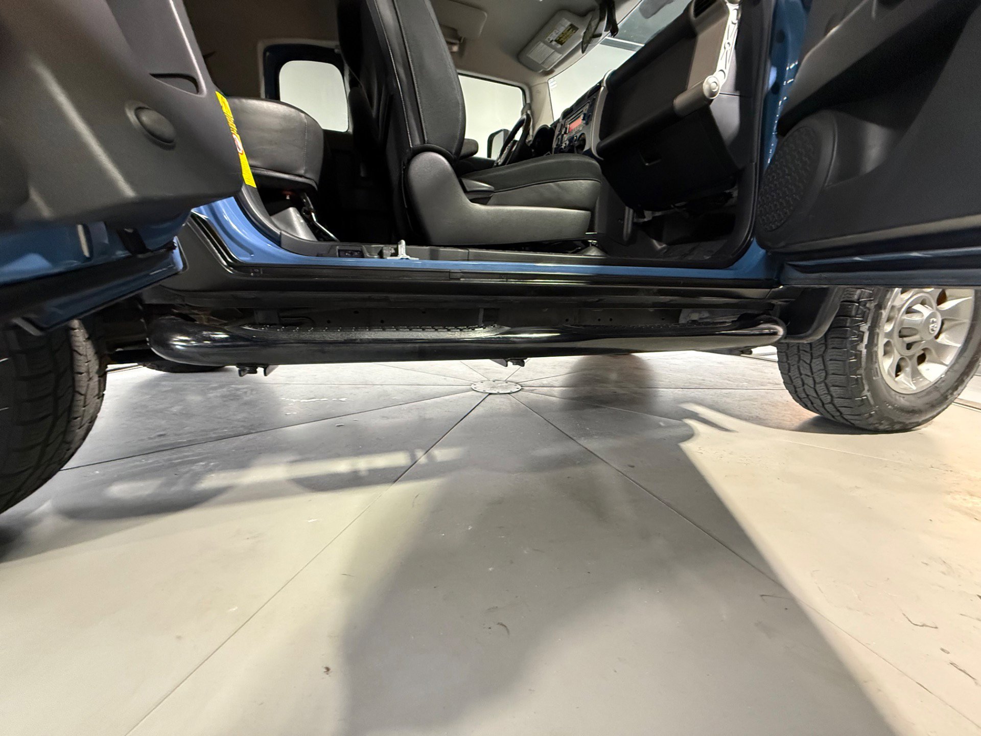 Used 2013 Toyota FJ Cruiser 4WD w/ Convenience Pkg image 33