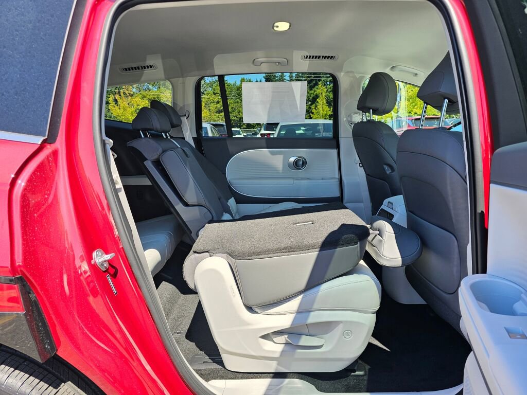 New 2026 Hyundai Ioniq 9 SEL image 12