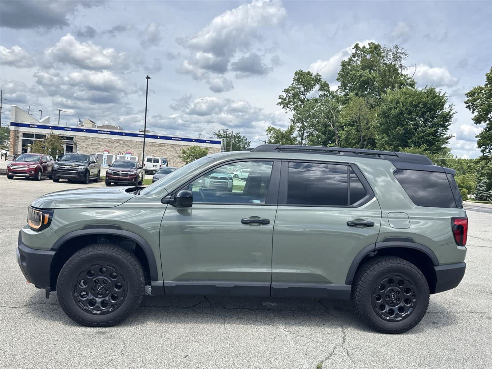 Used 2026 Honda Passport TrailSport image 2