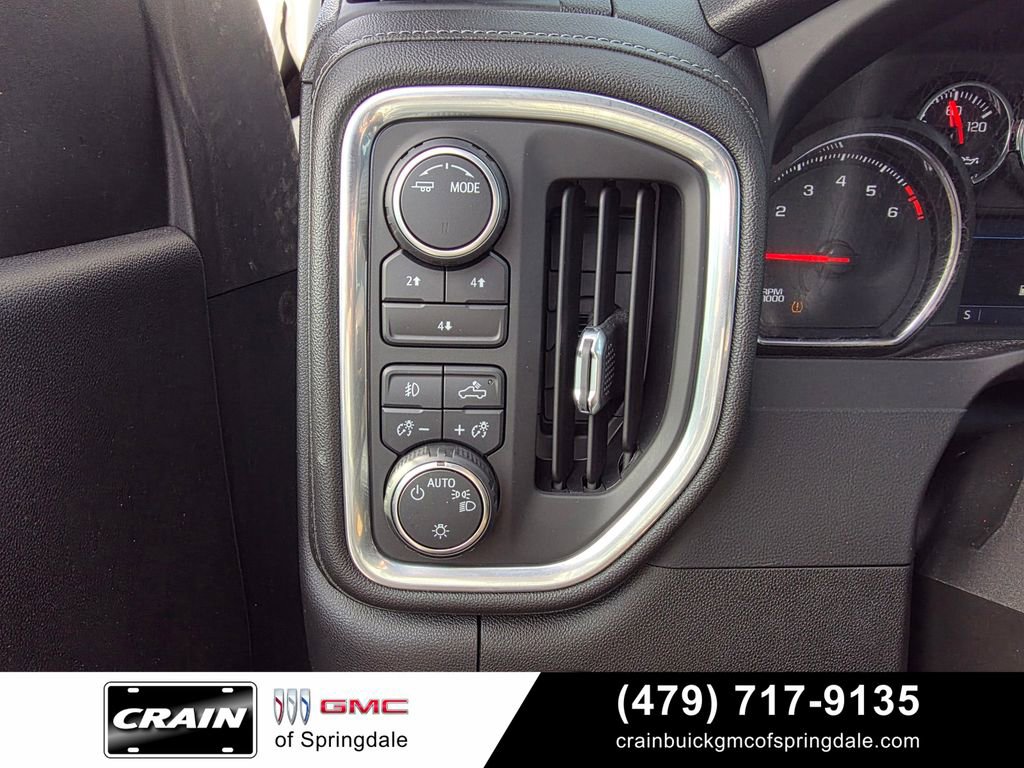 Used 2022 Chevrolet Silverado 3500 LT w/ Convenience Package AWD/4WD image 12