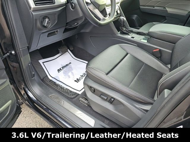 Used 2023 Volkswagen Atlas Cross Sport SE image 12