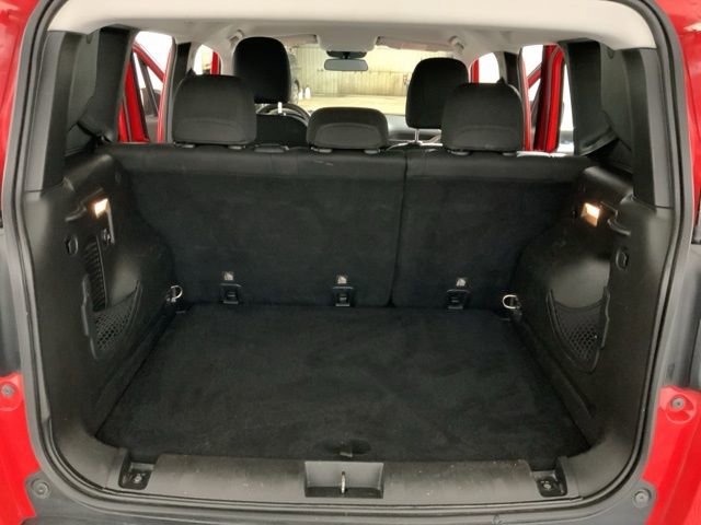 Used 2017 Jeep Renegade Sport w/ Power & Air Group FWD image 31