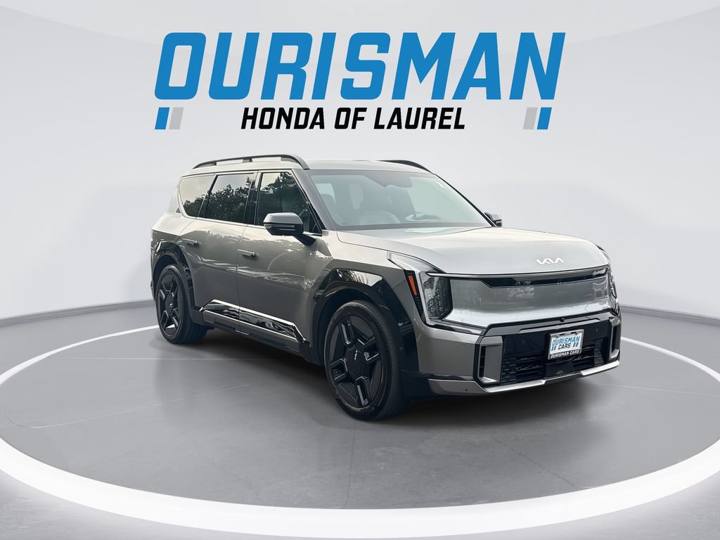 Used 2024 Kia EV9 GT-Line AWD/4WD image 2