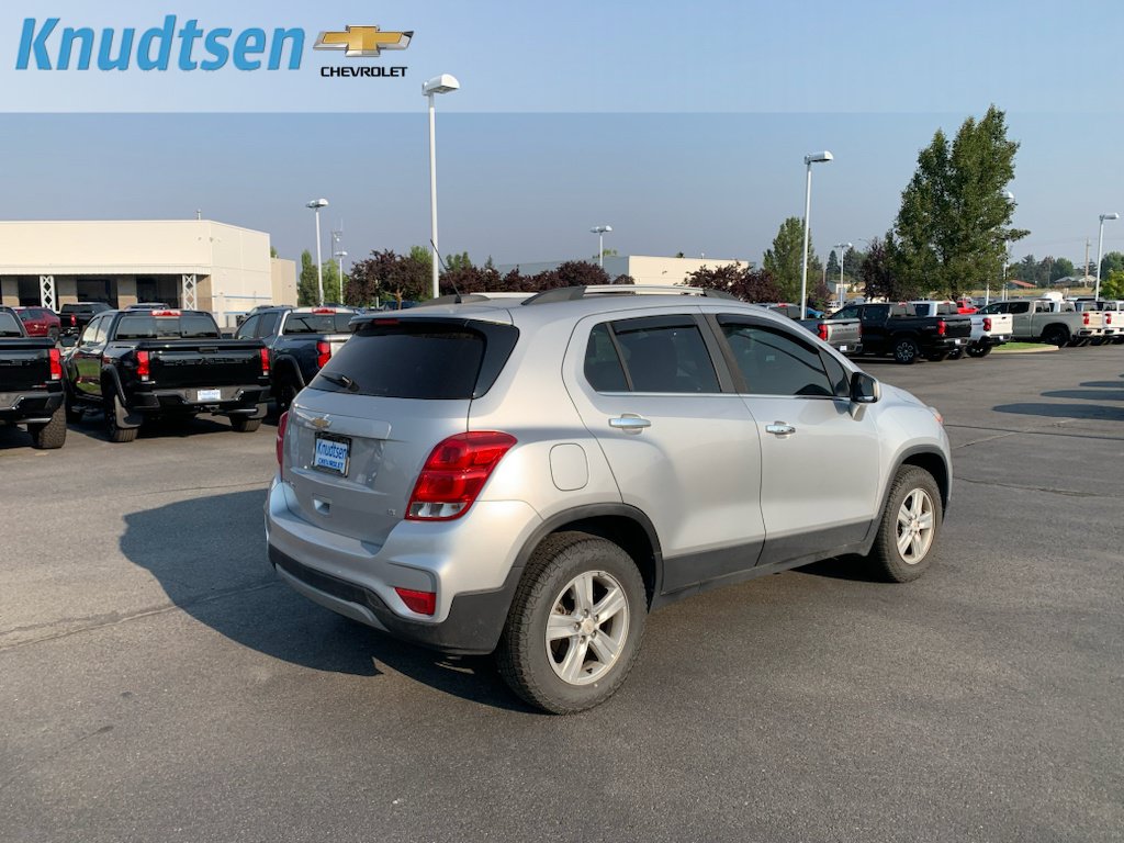 Used 2019 Chevrolet Trax LT w/ LT Convenience Package AWD/4WD image 7