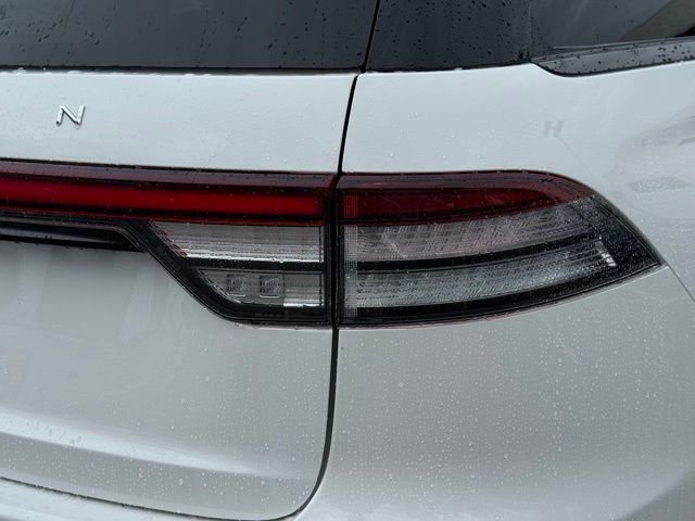 New 2026 Lincoln Aviator Reserve image 9