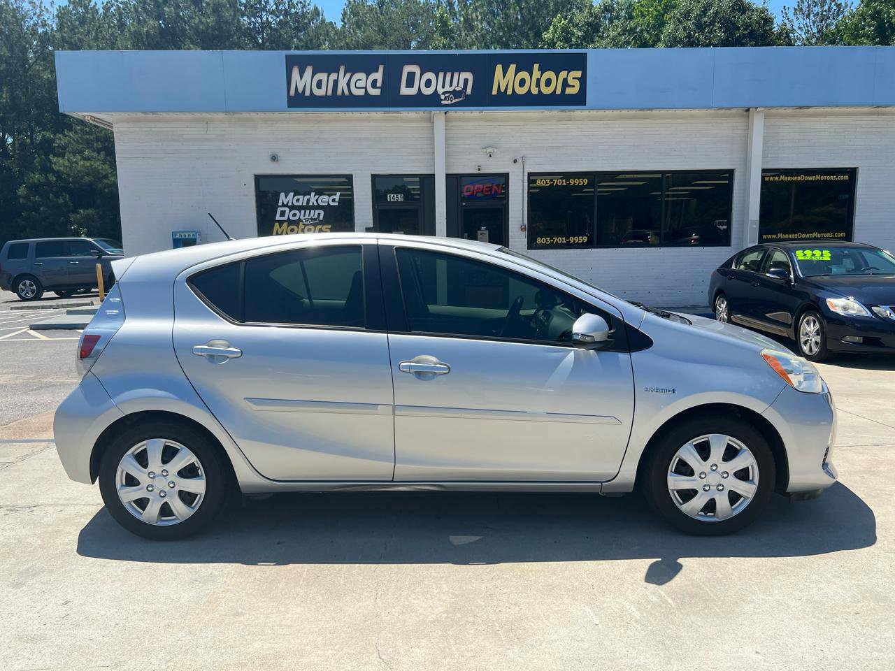 Used 2013 Toyota Prius C Two FWD image 4