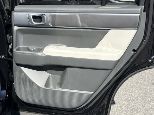 New 2026 Hyundai Santa Fe SE image 16