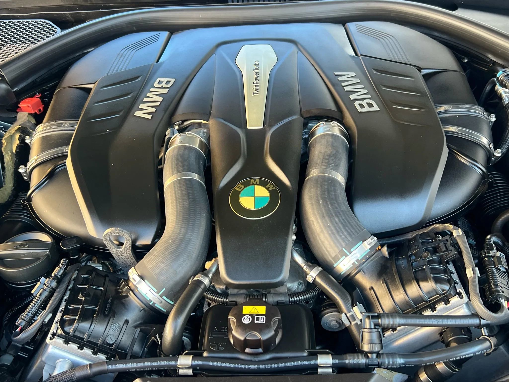 Used 2016 BMW 750i xDrive 750i xDrive Sedan 4D image 35