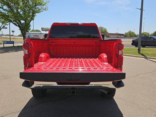 Used 2022 Chevrolet Silverado 2500 LT w/ Convenience Package image 6