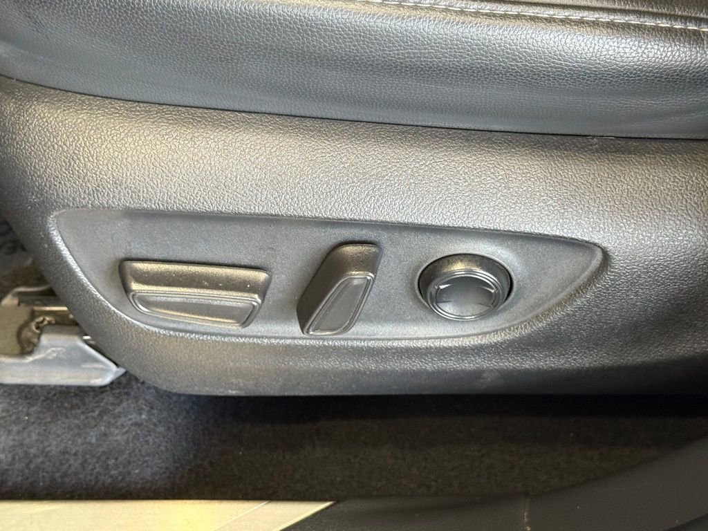 Used 2022 Toyota Highlander Platinum image 22