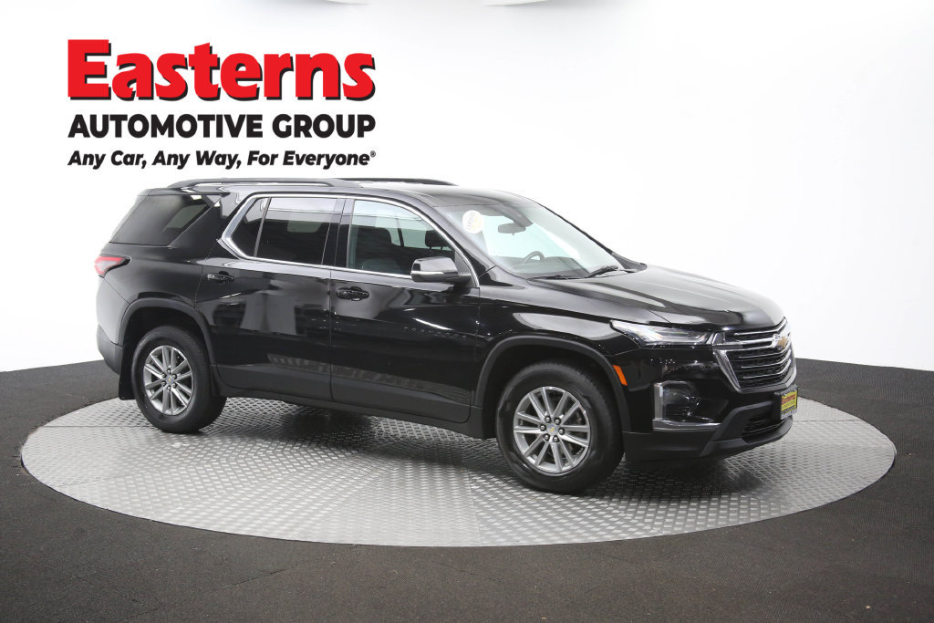 Used 2023 Chevrolet Traverse LT FWD image 52