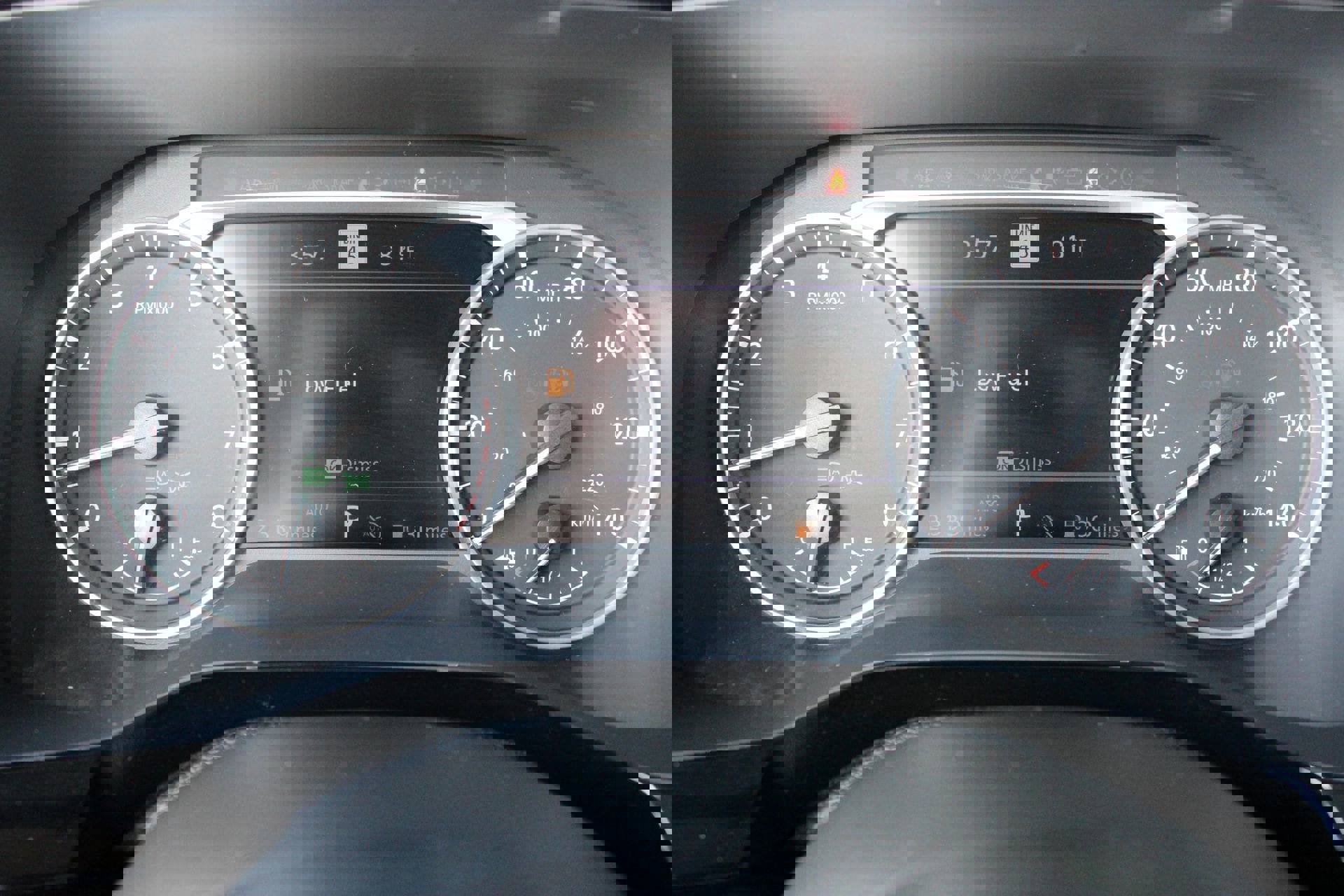 Used 2024 Nissan Pathfinder SL w/ Cargo Package AWD/4WD image 30