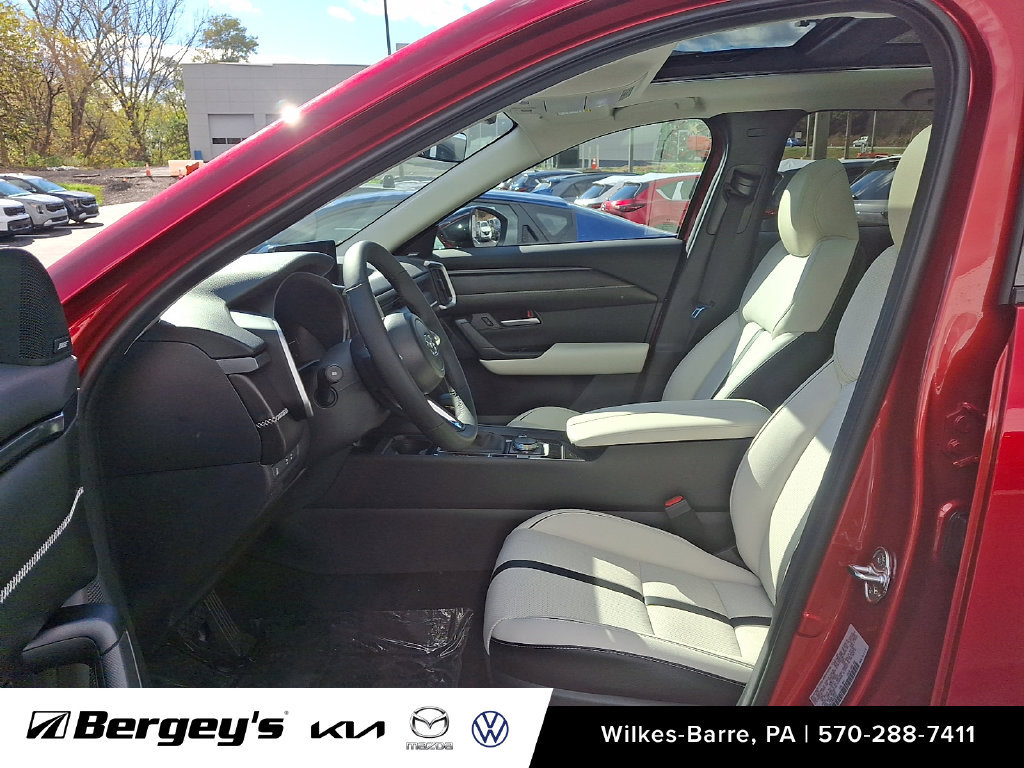 Used 2026 MAZDA CX-50 AWD 2.5 S w/ Cargo Package image 9