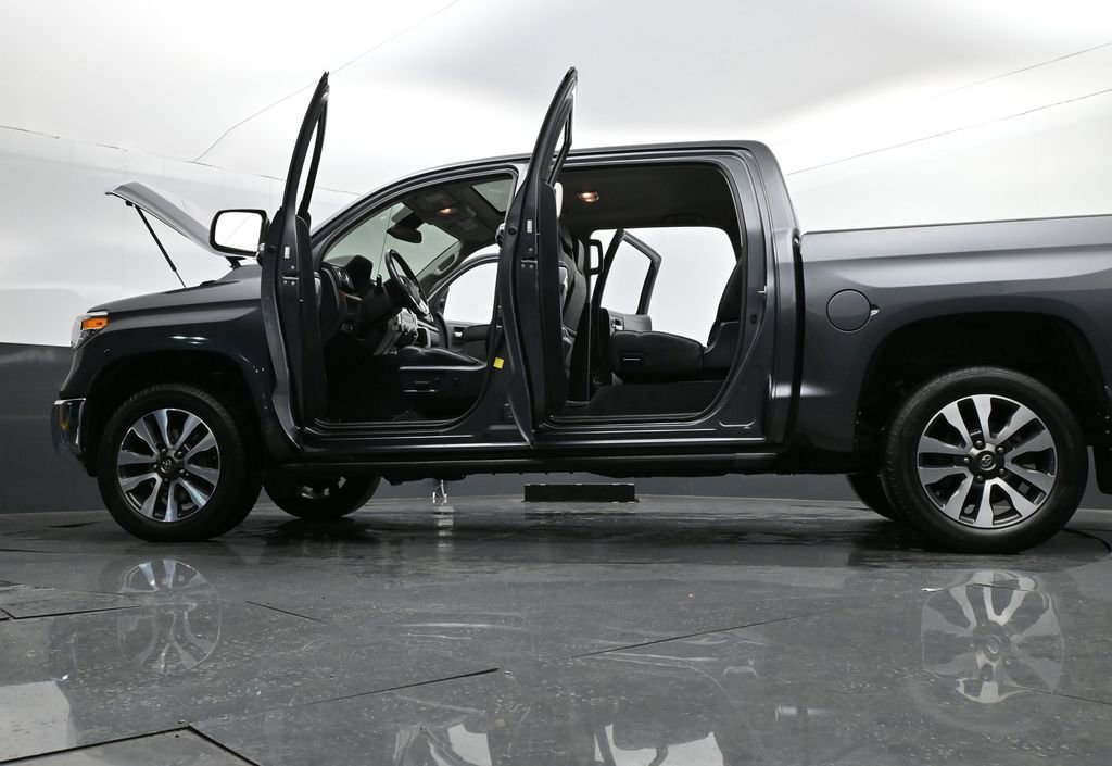 Used 2018 Toyota Tundra Limited image 35