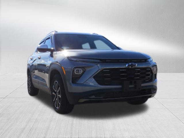 Used 2024 Chevrolet TrailBlazer ACTIV w/ Driver Confidence Package image 9
