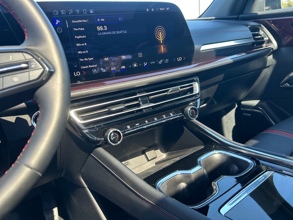 Used 2024 Chevrolet Traverse RS w/ LPO, Floor Liner Package image 20