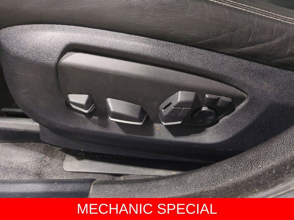 Used 2015 BMW 550i Gran Turismo xDrive image 17