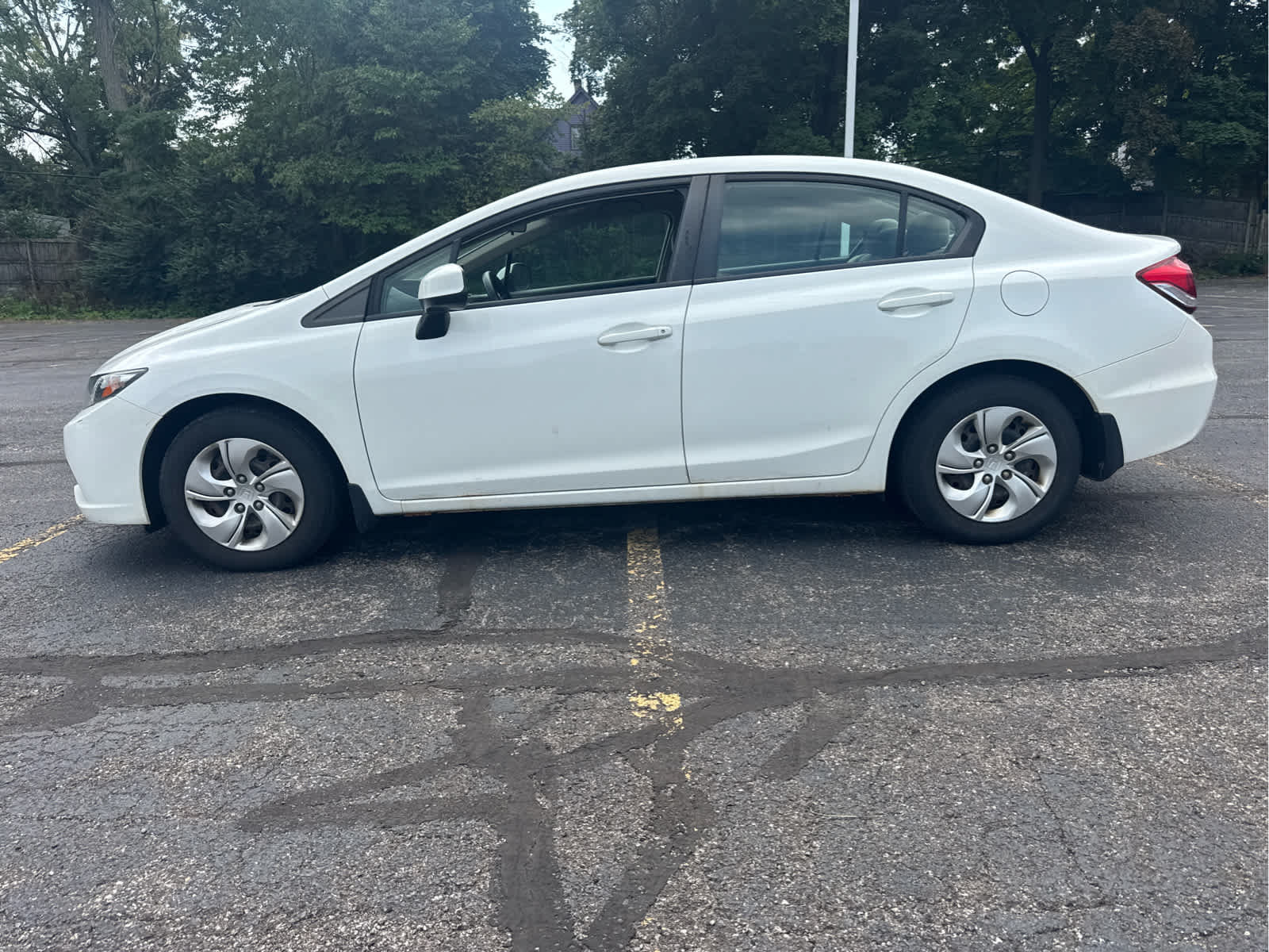 Used 2013 Honda Civic LX image 2