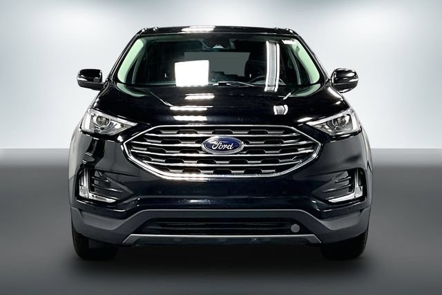 Used 2023 Ford Edge Titanium w/ Cargo Accessory Package AWD/4WD image 2