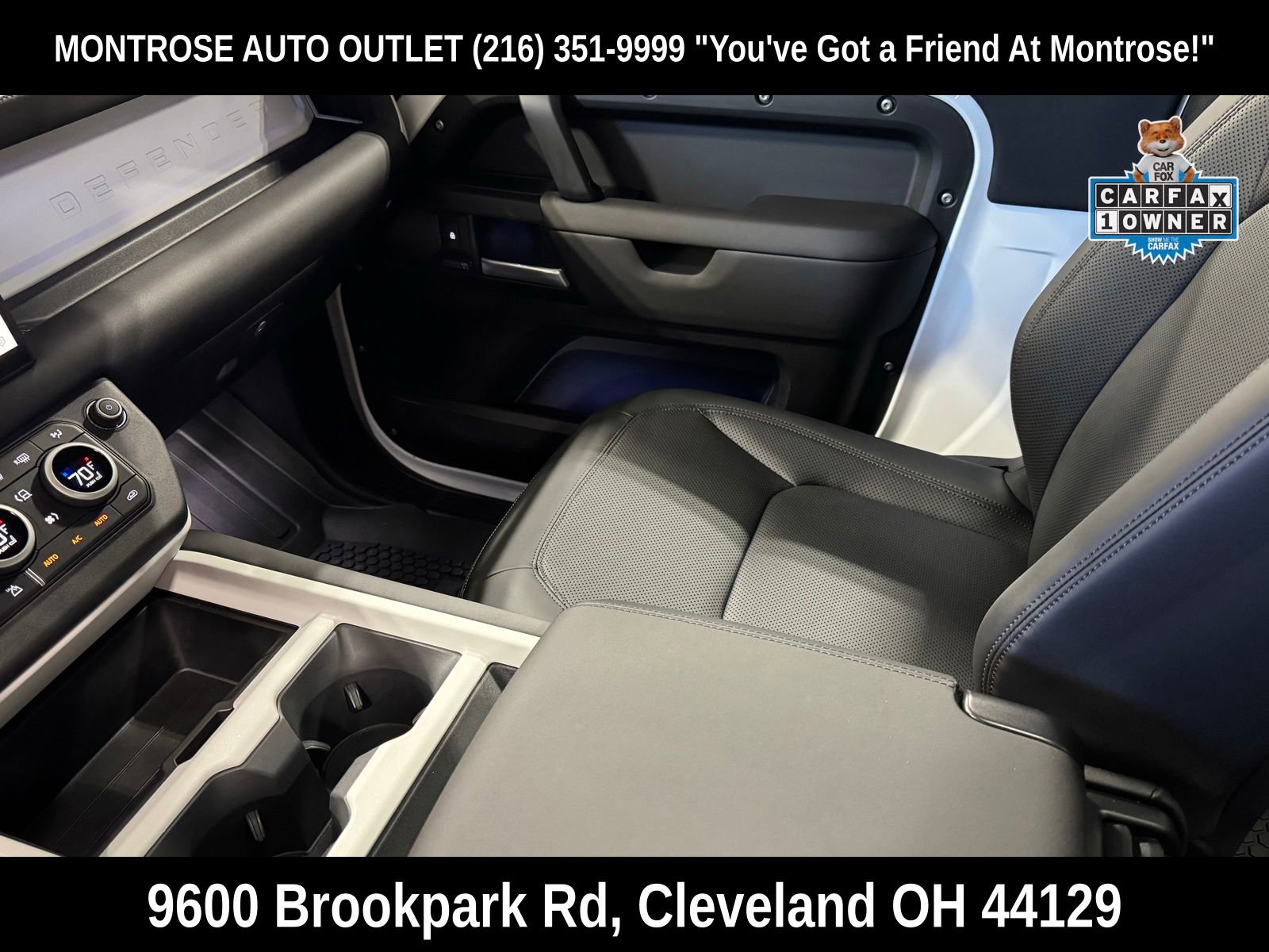 Used 2025 Land Rover Defender 90 X-Dynamic SE image 14