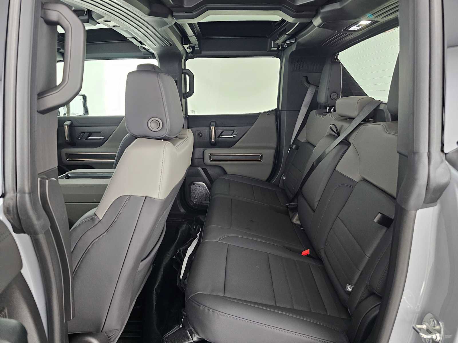 Used 2025 GMC Hummer EV 3X w/ Extreme Off-Road Package image 17