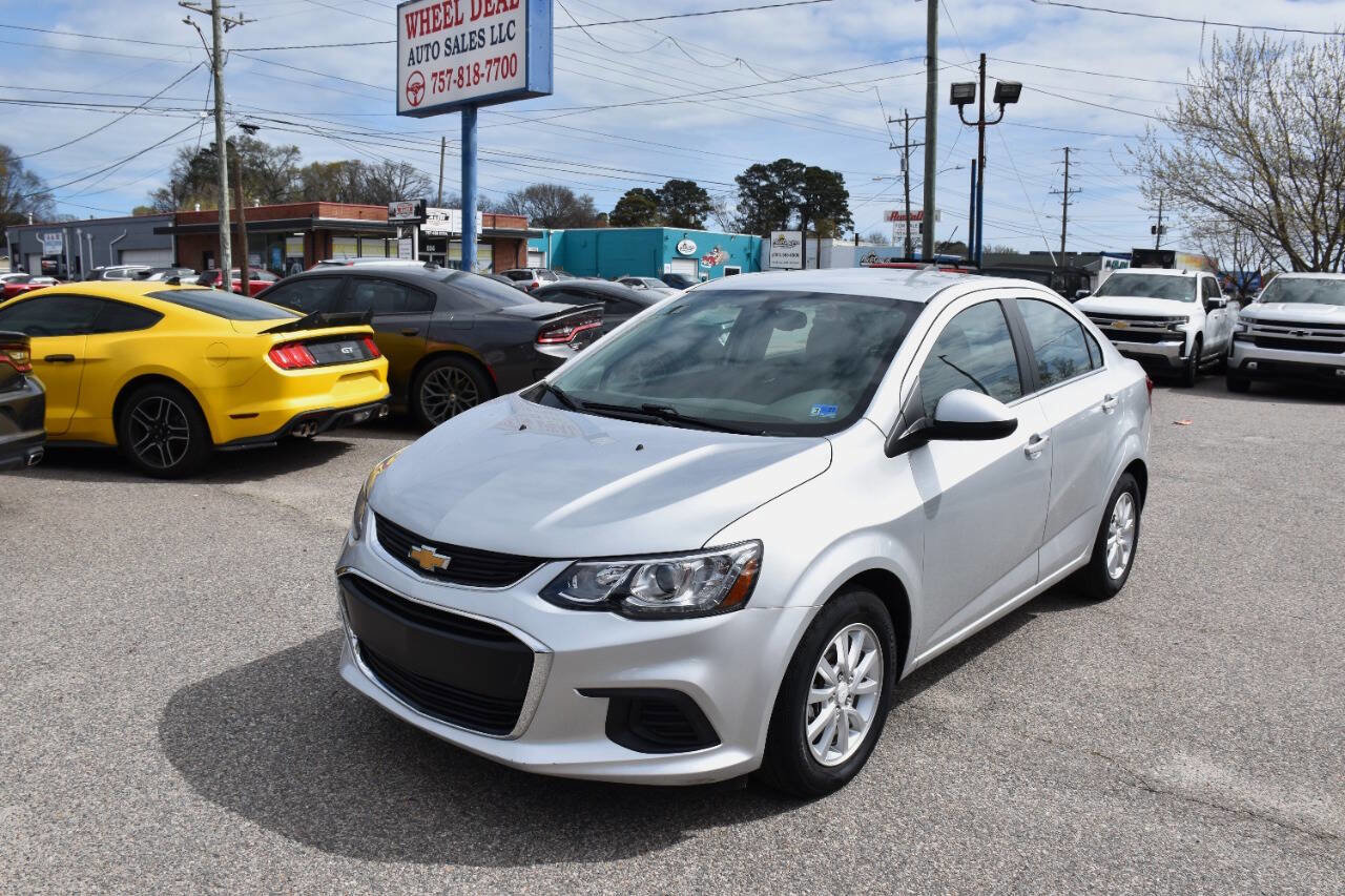 Used 2019 Chevrolet Sonic LT FWD image 2