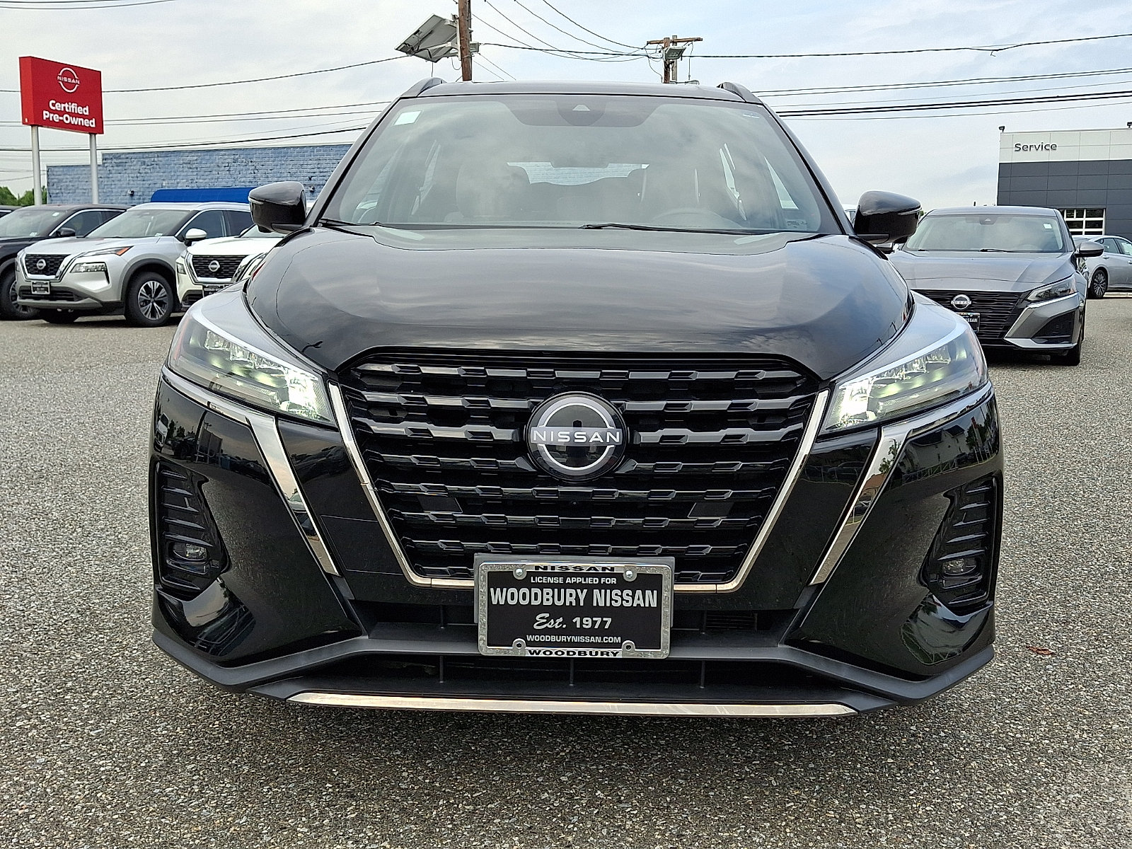Certified 2023 Nissan Kicks SR w/ SR Premium Package FWD image 2