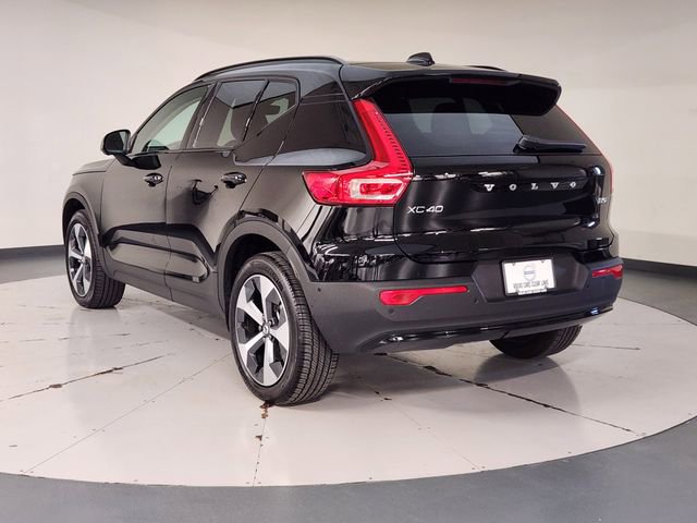 Used 2026 Volvo XC40 B5 Plus AWD/4WD image 6
