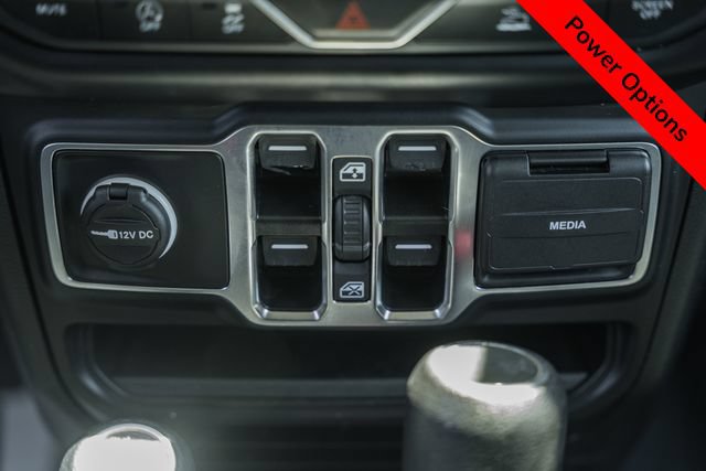 Used 2022 Jeep Wrangler Unlimited Sport AWD/4WD image 19