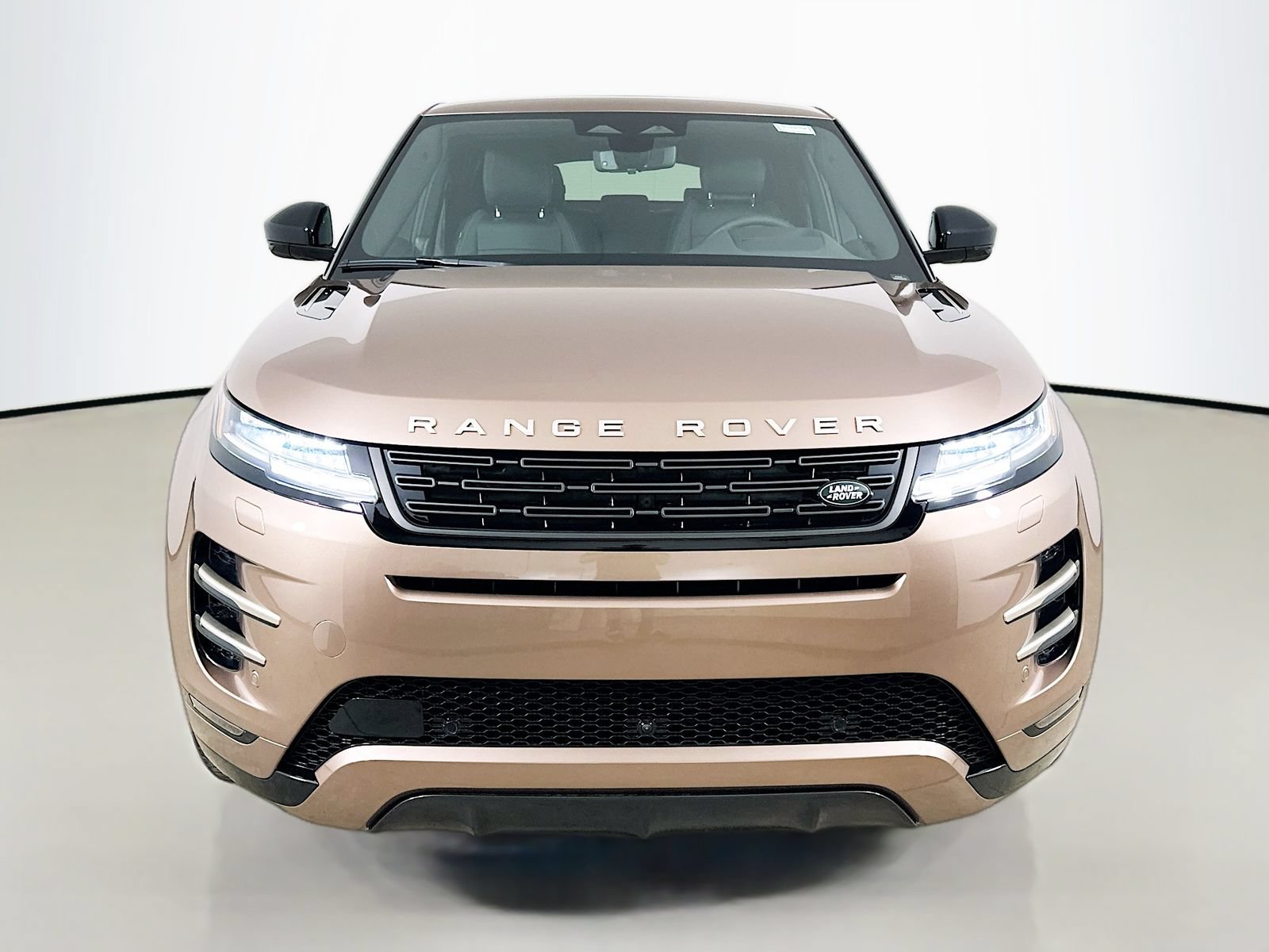 New 2026 Land Rover Range Rover Evoque Hoxton AWD/4WD image 2
