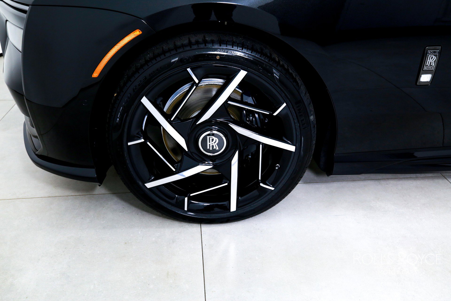 New 2025 Rolls-Royce Spectre Black Badge w/ Spectre Enhancement Package AWD/4WD image 35