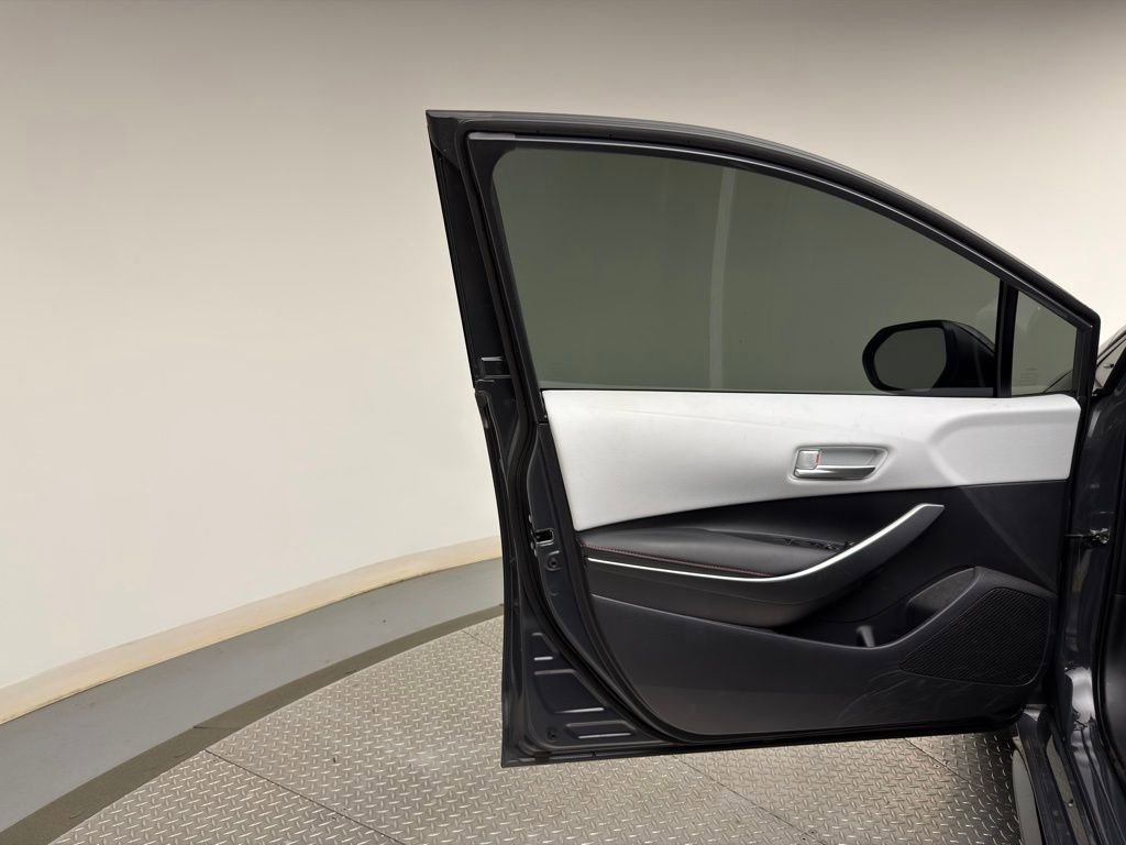 Used 2024 Toyota Corolla SE image 8