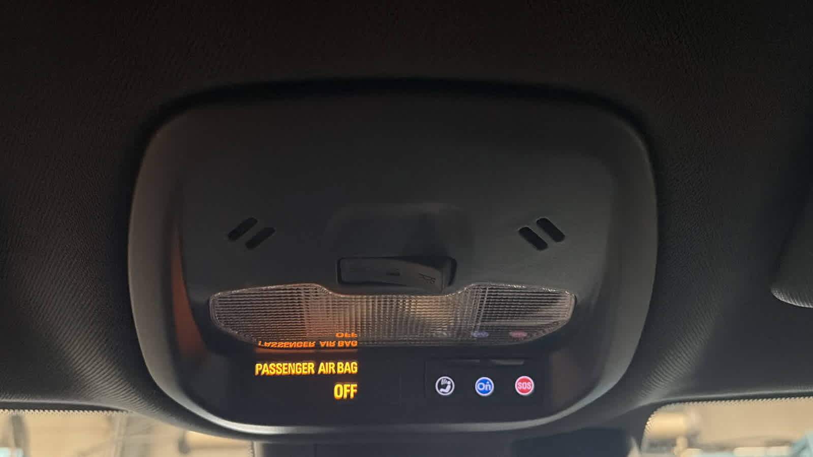 Certified 2024 Chevrolet Trax RS w/ Driver Confidence Package image 20