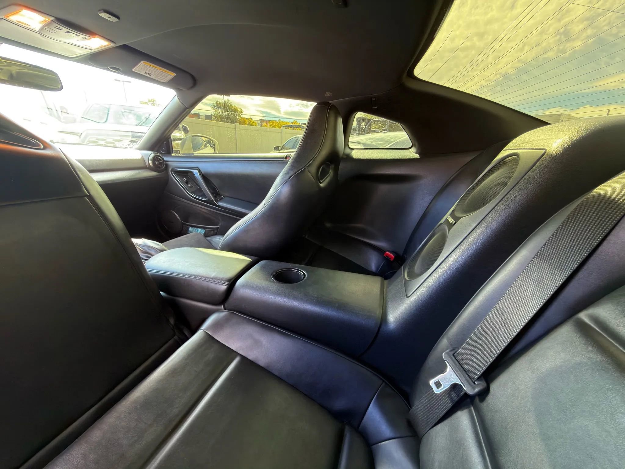 Used 2020 Nissan GT-R Premium w/ Premium Interior Package image 16