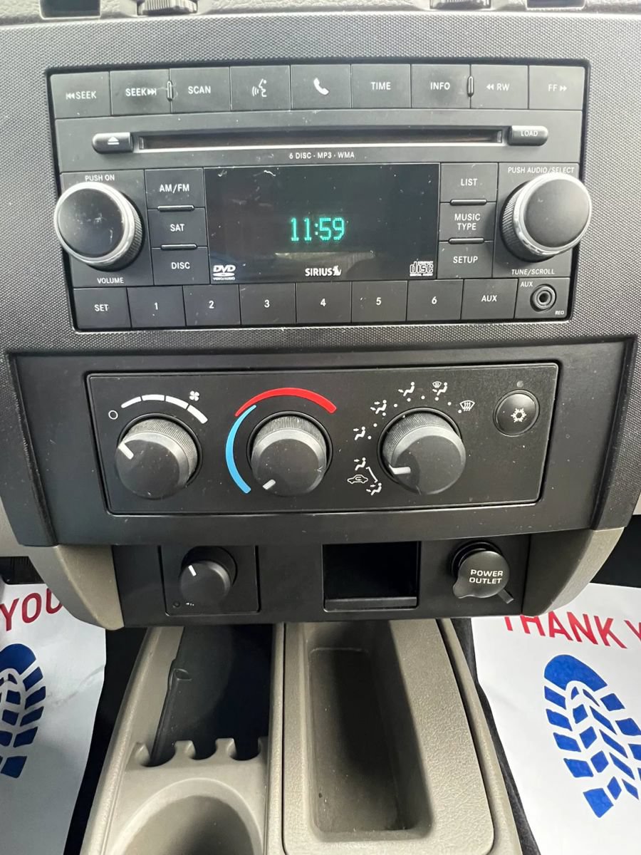 Used 2010 Dodge Dakota Big Horn w/ Premium Sound Group AWD/4WD image 14