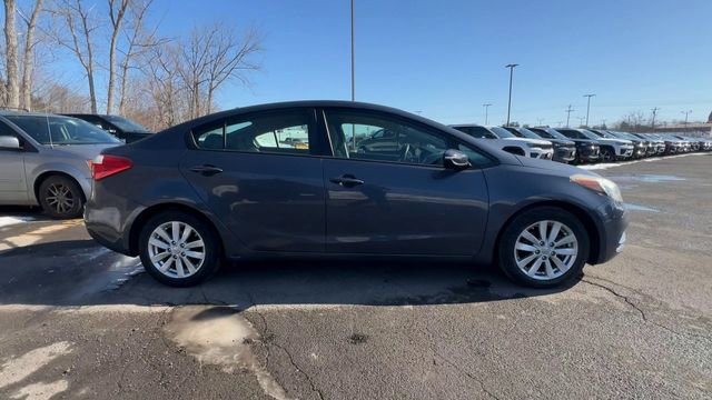 Used 2016 Kia Forte LX w/ LX Popular Plus Package image 9