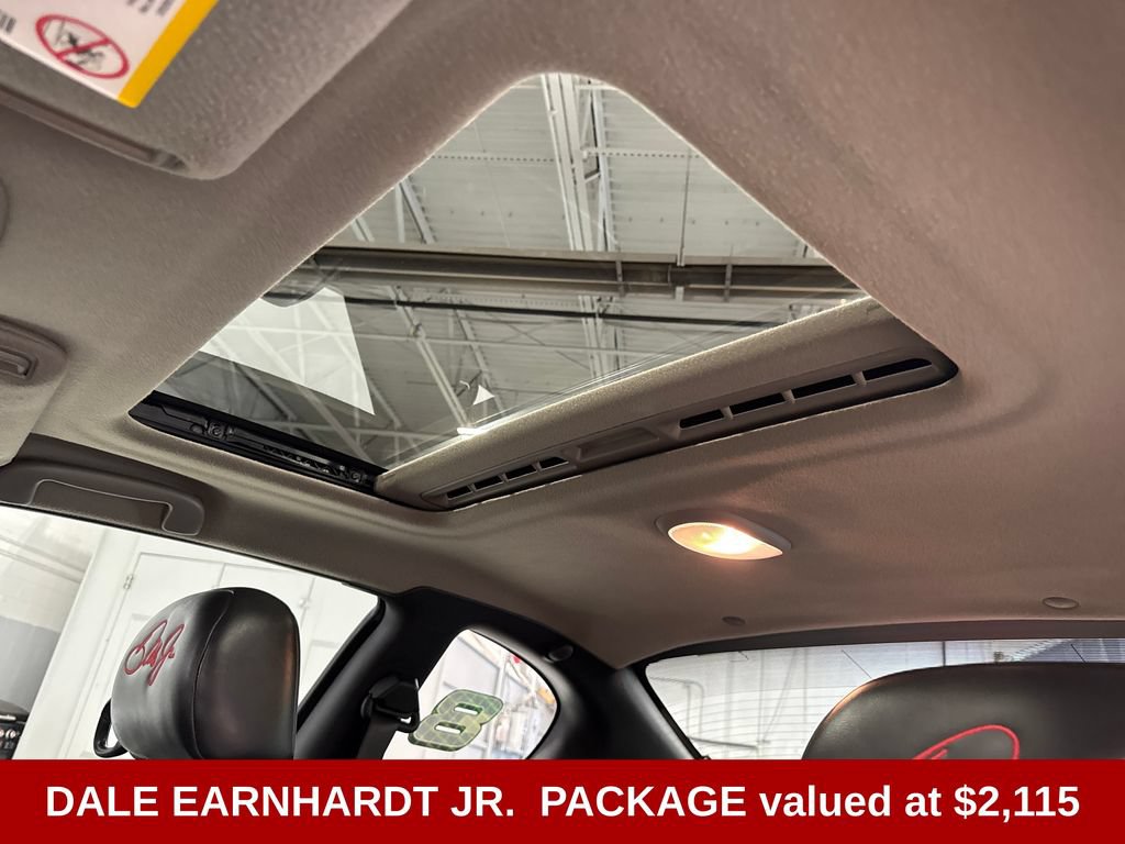 Used 2004 Chevrolet Monte Carlo SS w/ Dale Earnhardt Jr. Package FWD image 3