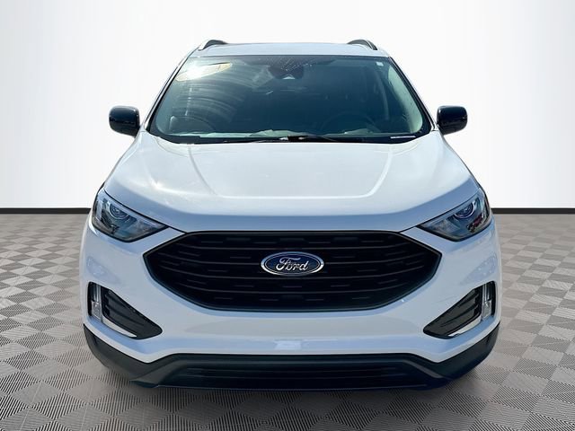 Used 2024 Ford Edge SEL w/ Sport Appearance Package image 2