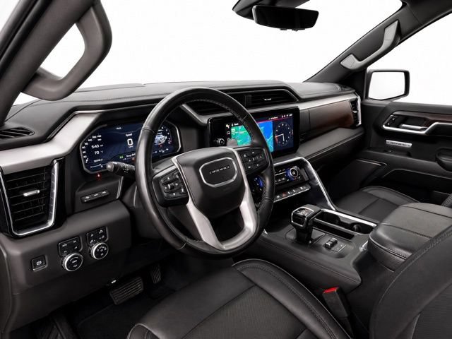 Used 2024 GMC Sierra 1500 Denali w/ Technology Package AWD/4WD image 14