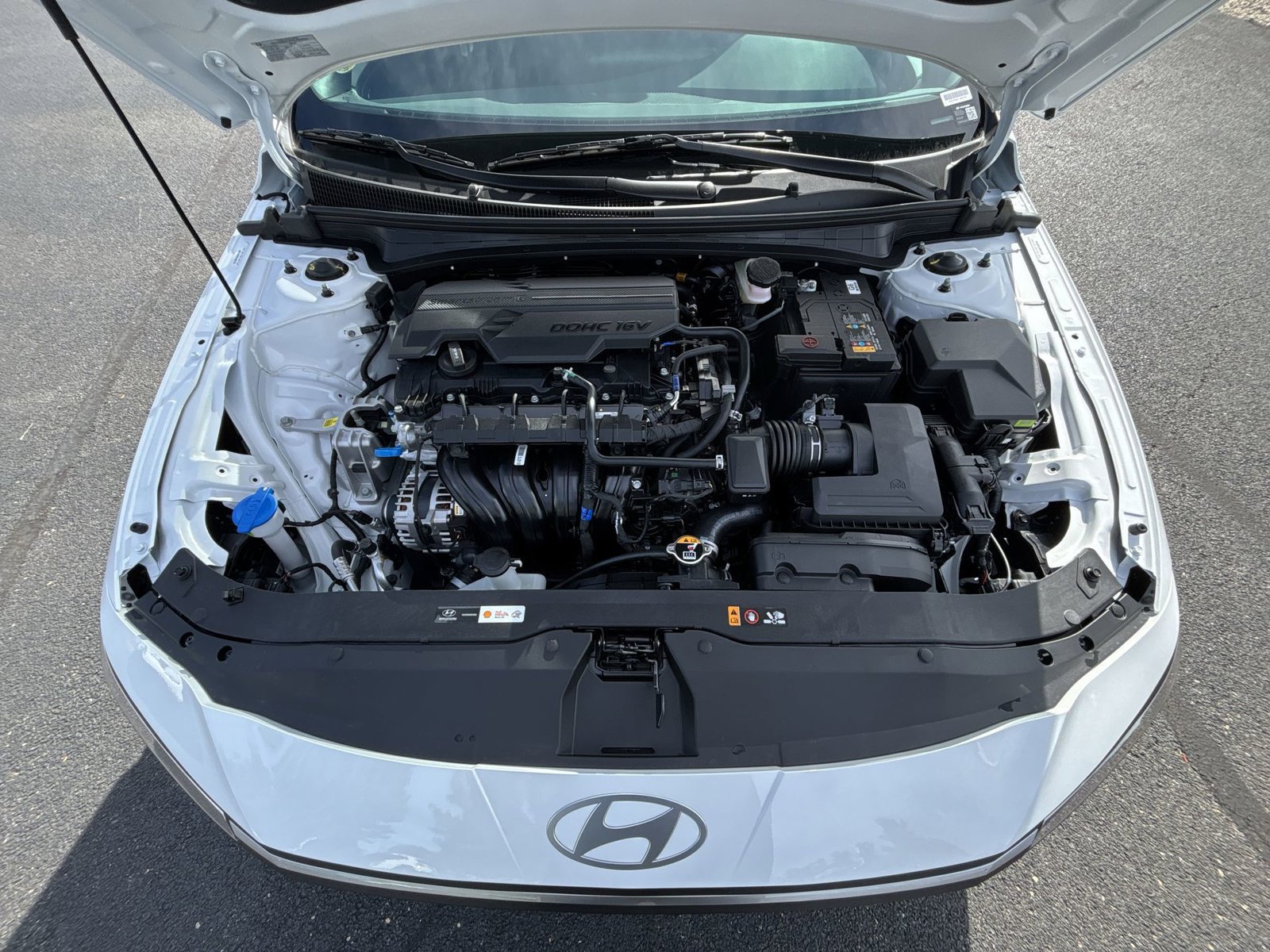New 2026 Hyundai Elantra SEL Sport FWD image 25