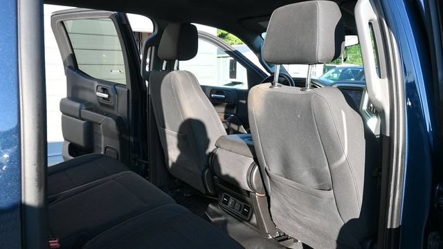 Used 2021 Chevrolet Silverado 1500 LT AWD/4WD image 19
