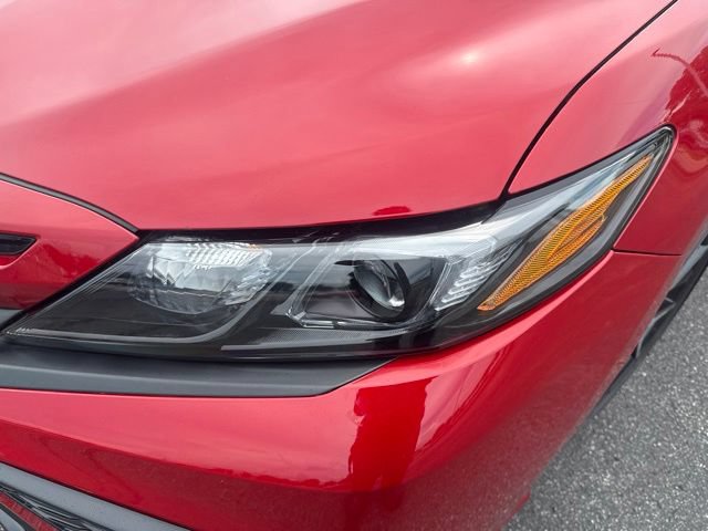 Used 2024 Toyota Camry SE w/ Convenience Package FWD image 9