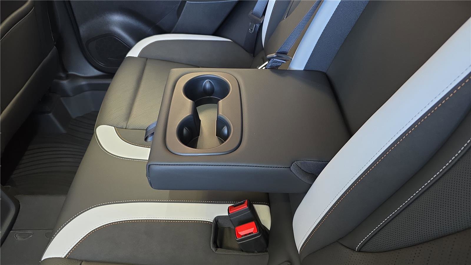 New 2026 Buick Envision Sport Touring image 16