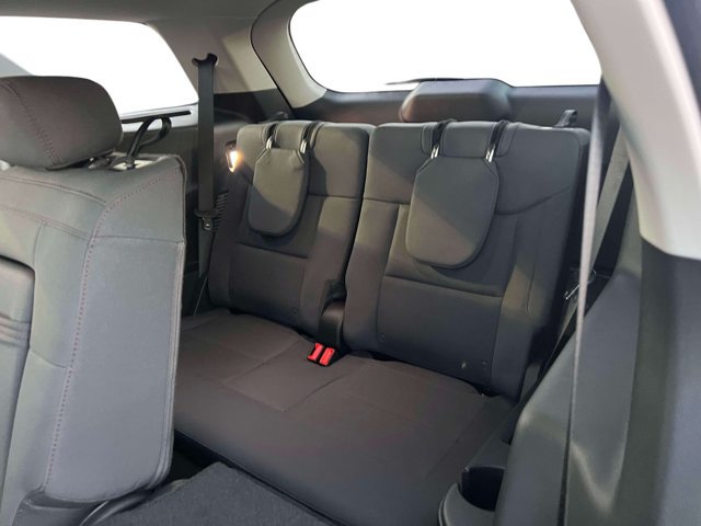 Used 2026 Ford Explorer Active AWD/4WD image 20